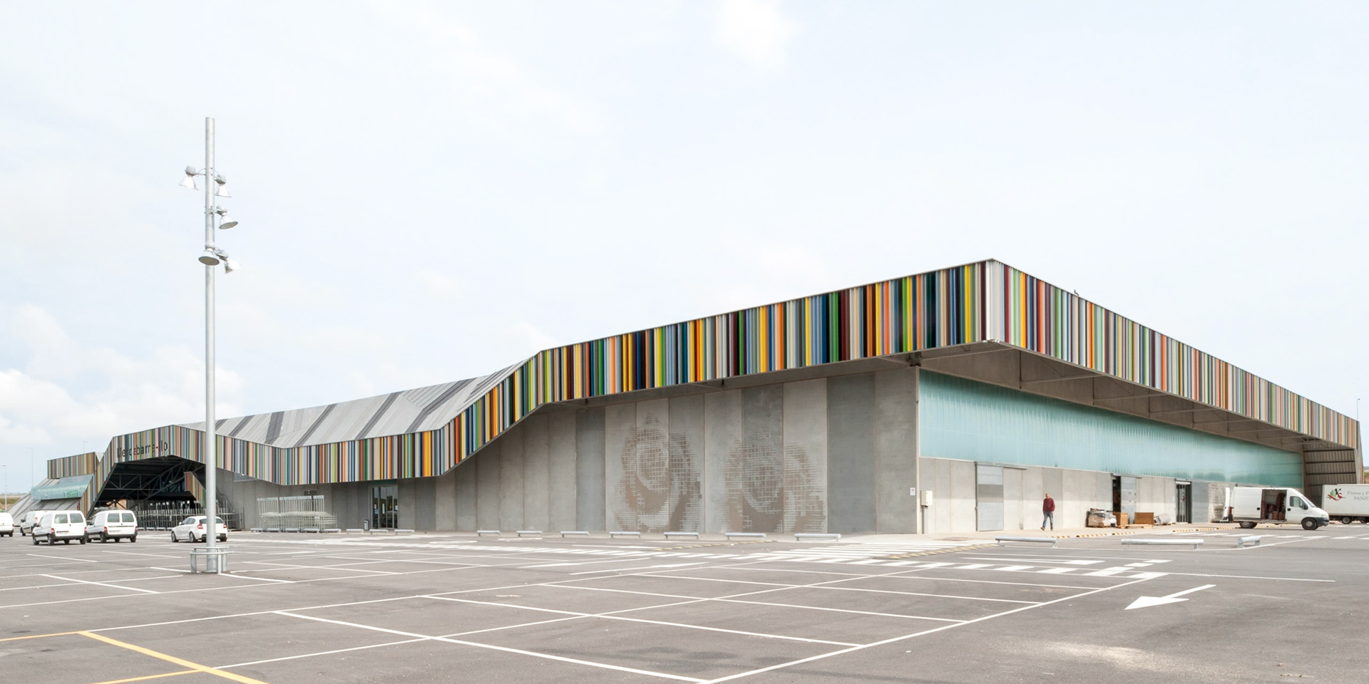 Flower Market / Mercabarna / Sant Boi de Llobregat, Spain / Muller Architects