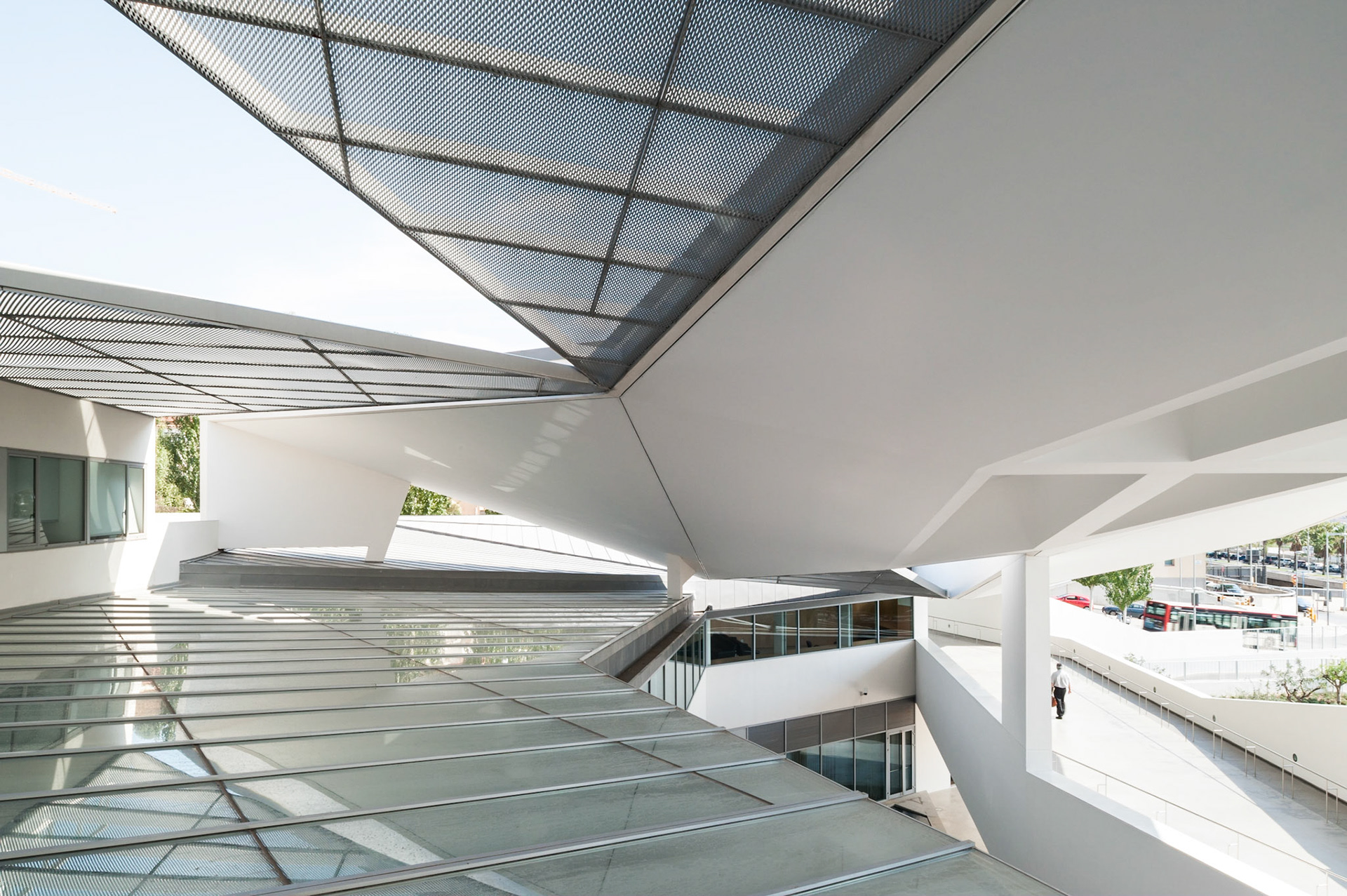 IMO - Ocular Microsurgery Institute / Barcelona, Spain / Josep Llinàs