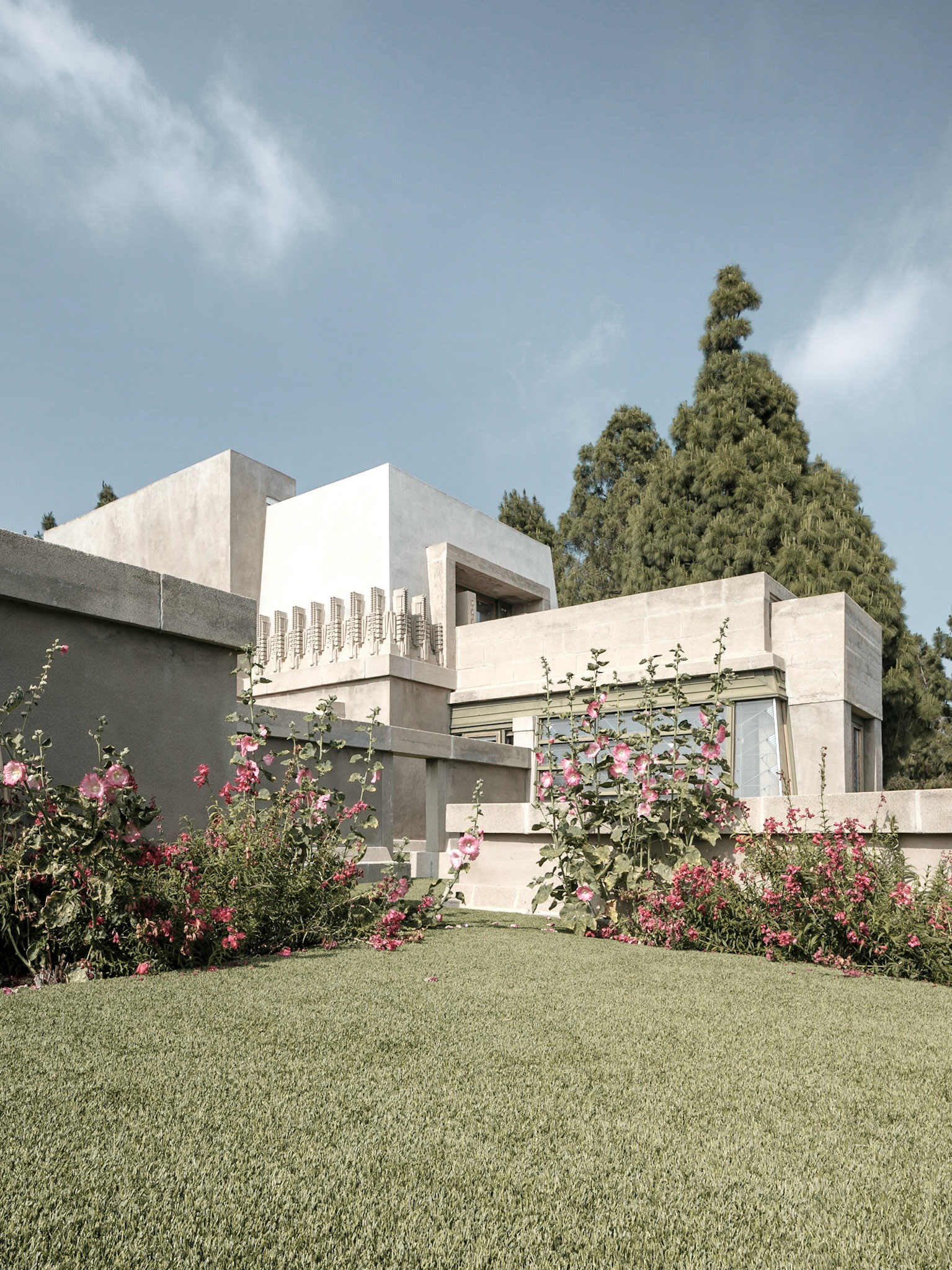 Hollyhock House / Los Angeles, U.S.A / Frank Lloyd Wright