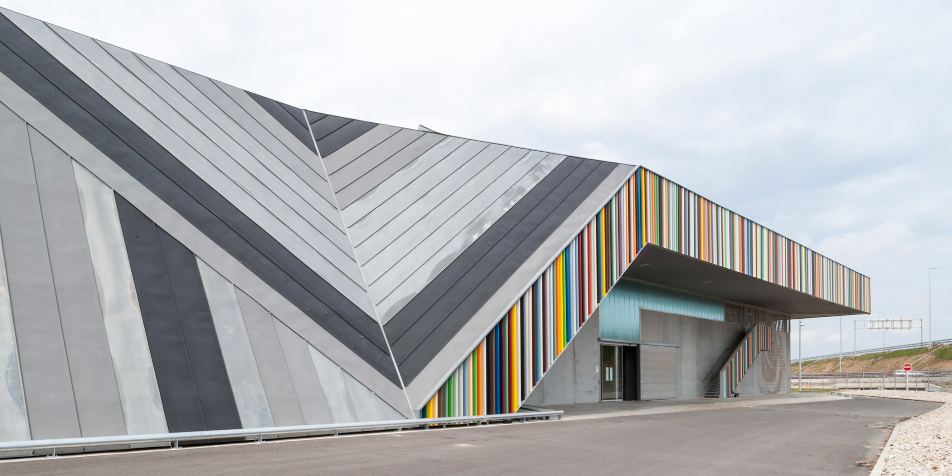 Flower Market / Mercabarna / Sant Boi de Llobregat, Spain / Muller Architects