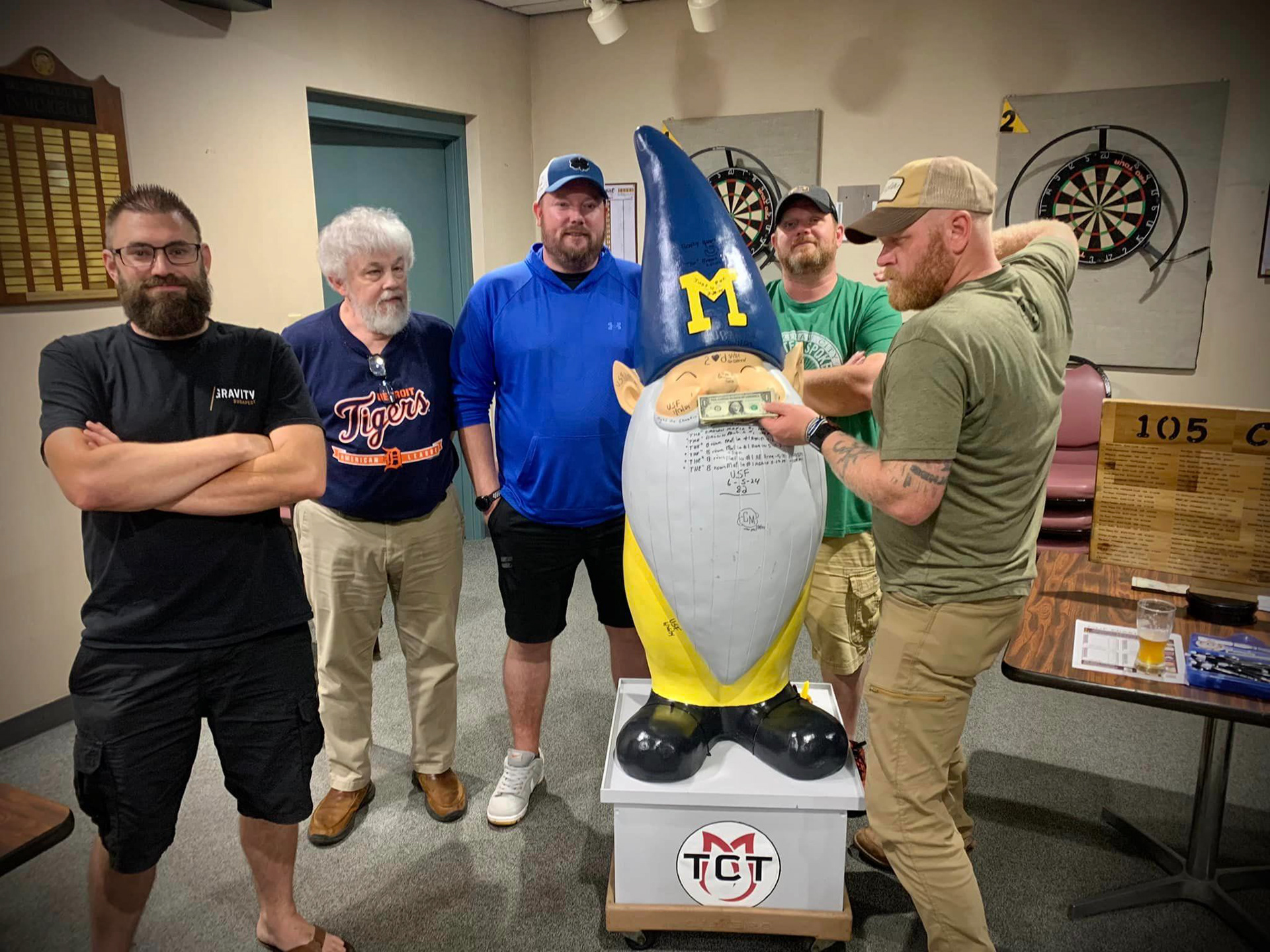 Uncle Slippy Fist (88) - Elks Lodge