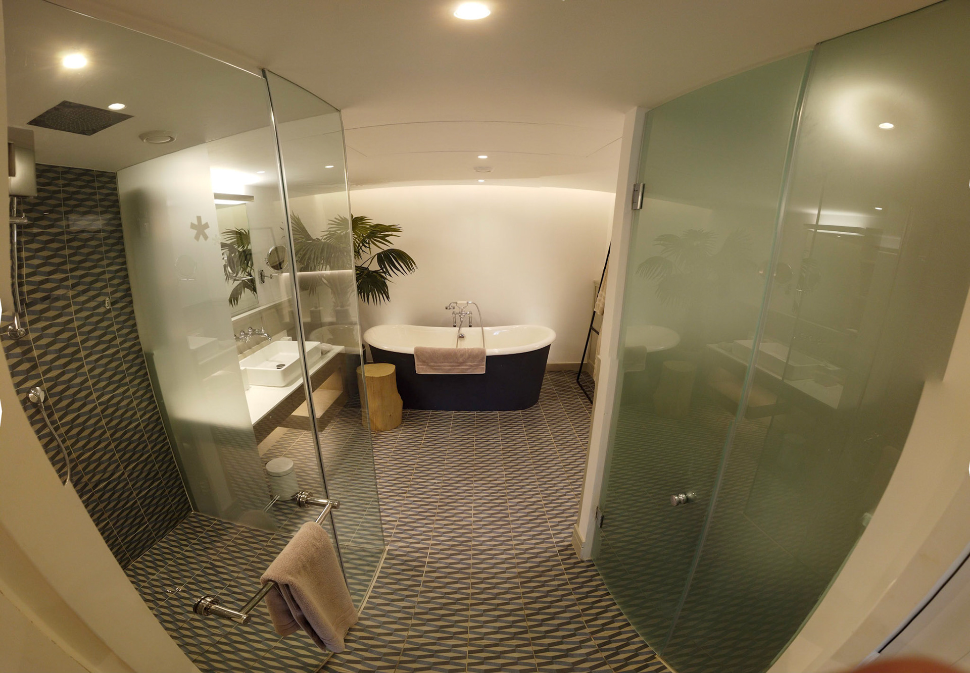 DCIM\PANORAMA\100_0321\DJI