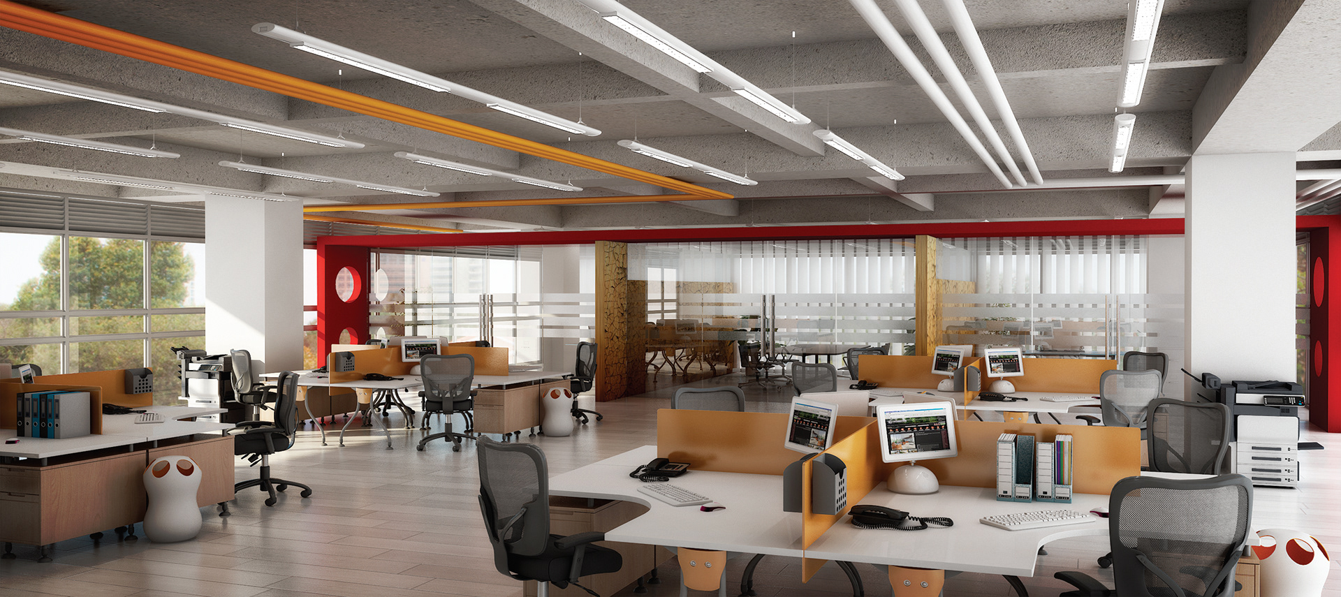 Oficinas con columnas en concreto a la vista, puertas en madera entamborada según diseño arquitectónico. Los muros en bloque, pañete, y pintura. Muebles modernos, espacios libres y una perfecta iluminación natural detrás de su gran cortina de vidrio.