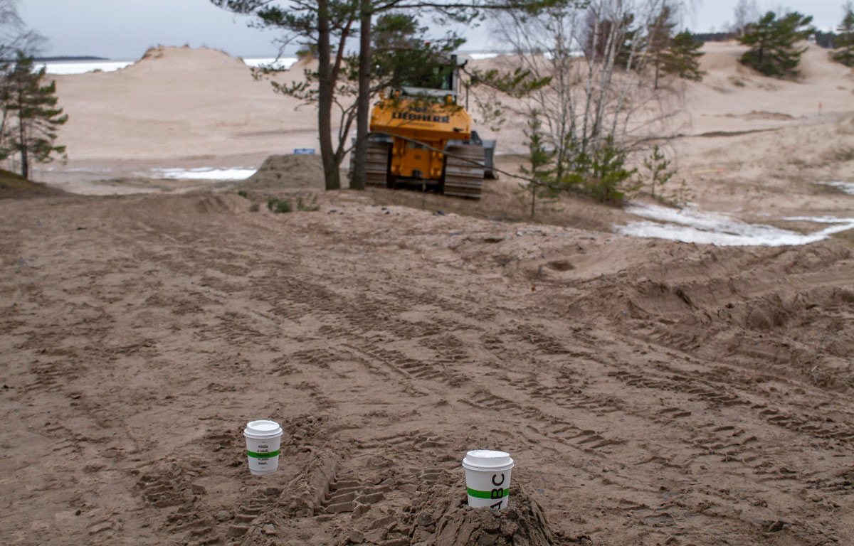 Yyteristä ei yleensä saa kahvia. ABC:n takeaway kahvimukit. 31.3.2019