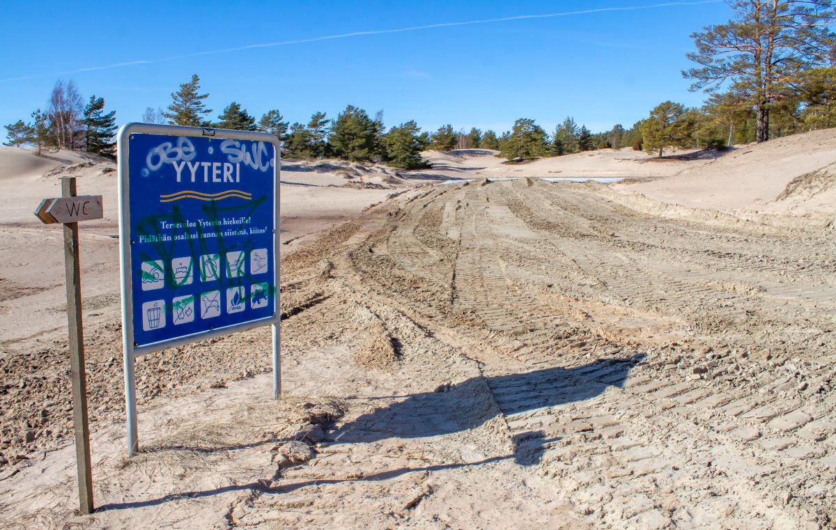 Ilmeisesti heikkolaatuinen täyttömaa peitetään paremmalla hiekalla 2.4.2019