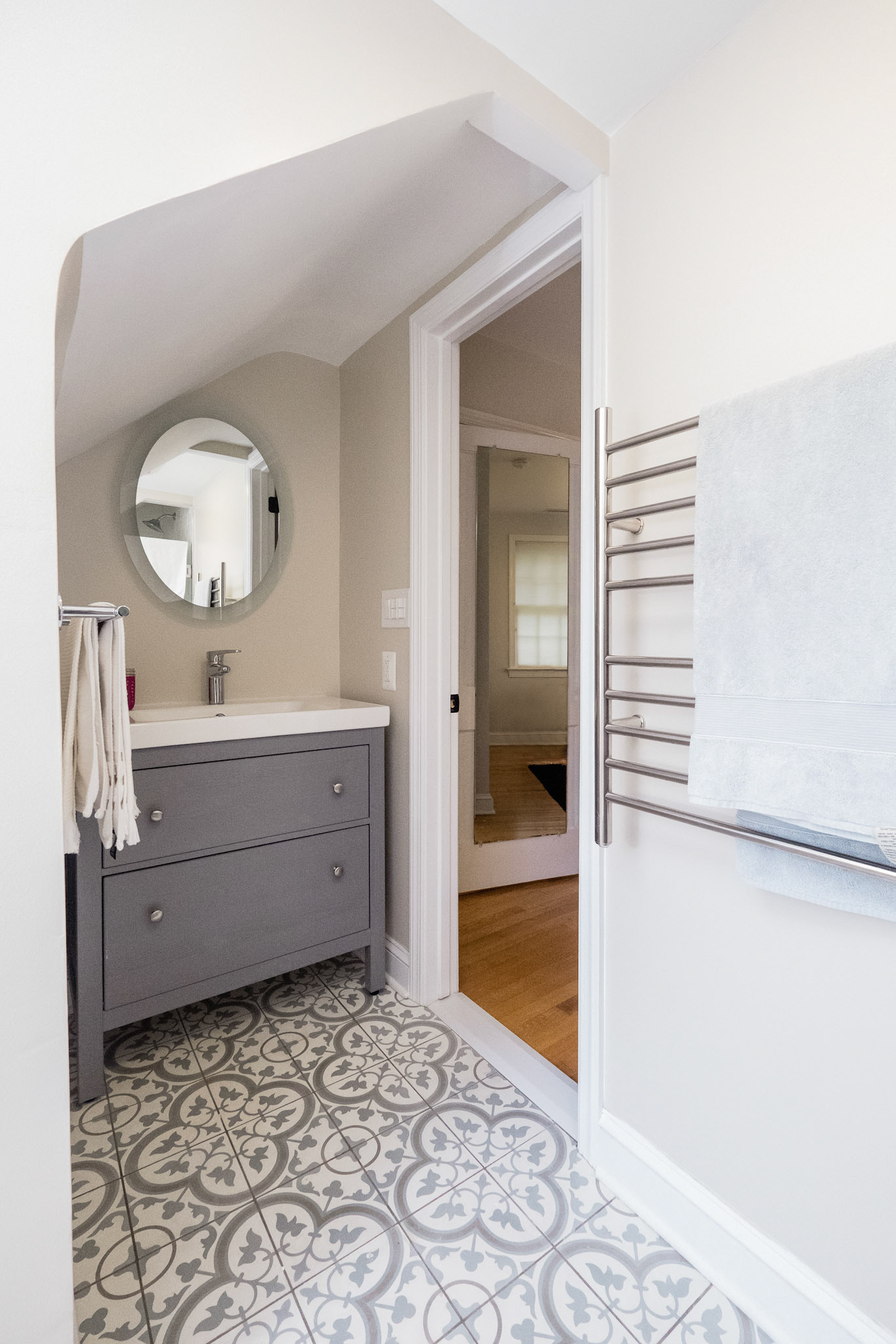 Gorgeous light filled space.