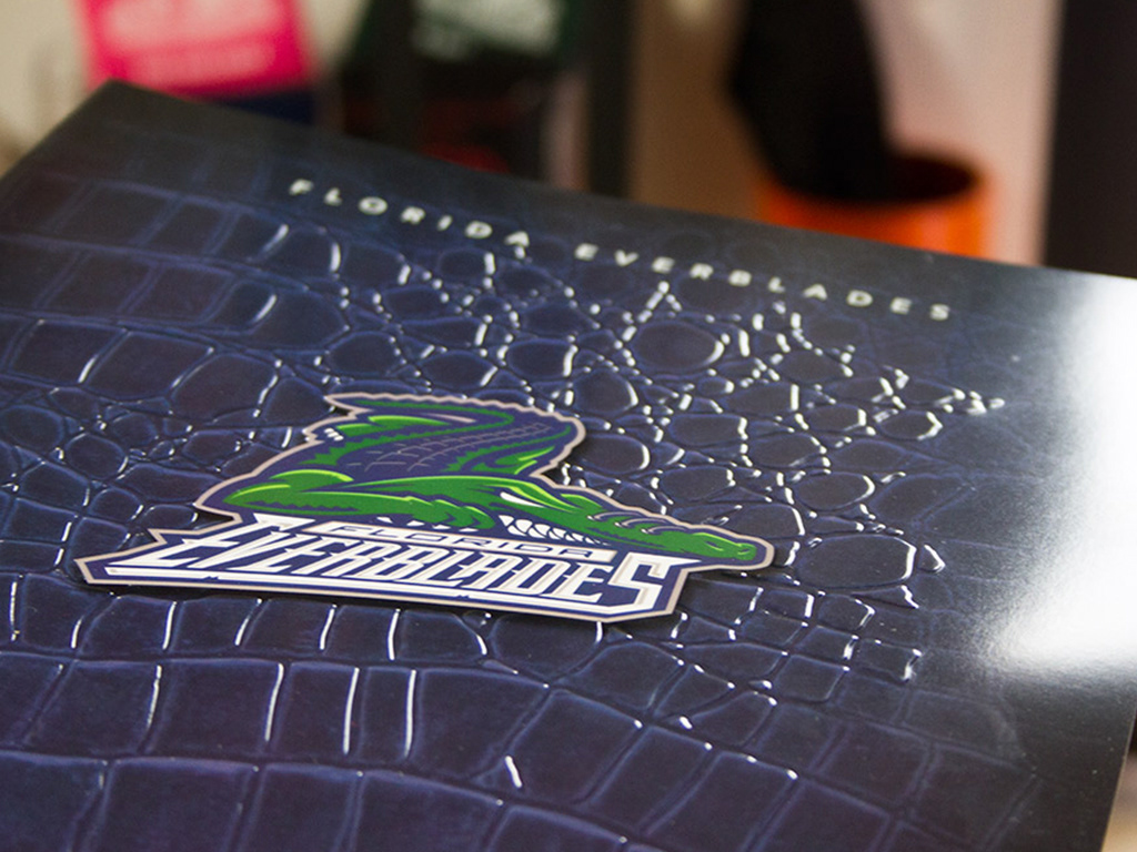 Sales Folder with Embossed Gator Texture