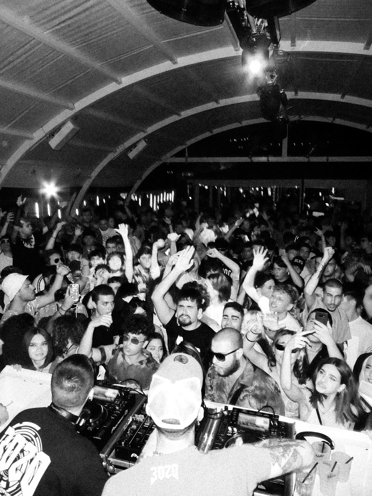 Live set pictures by Ludovica Ramires