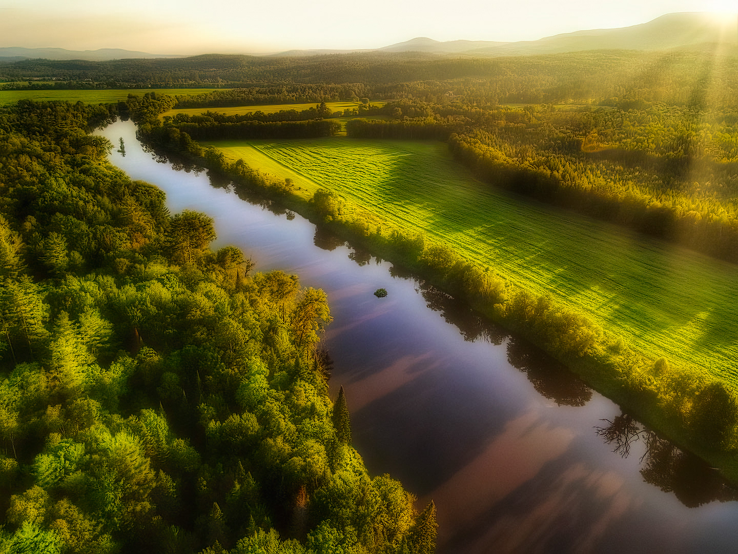 Connecticut River in Lancaster,  NH on left and Guildhall, VT on right