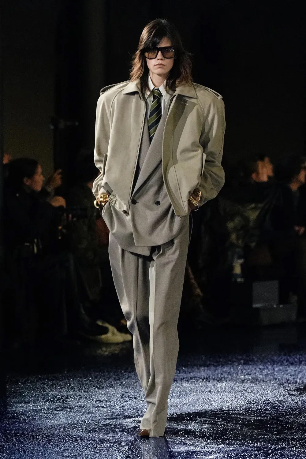 2024, Yves Saint Laurent, @Janvier Paris : fashion week femmes on set