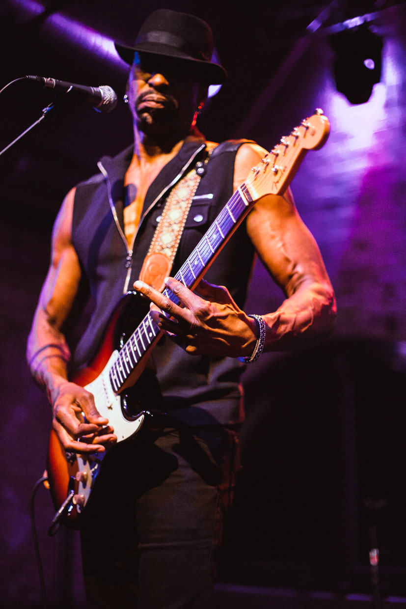 Dennis Jones