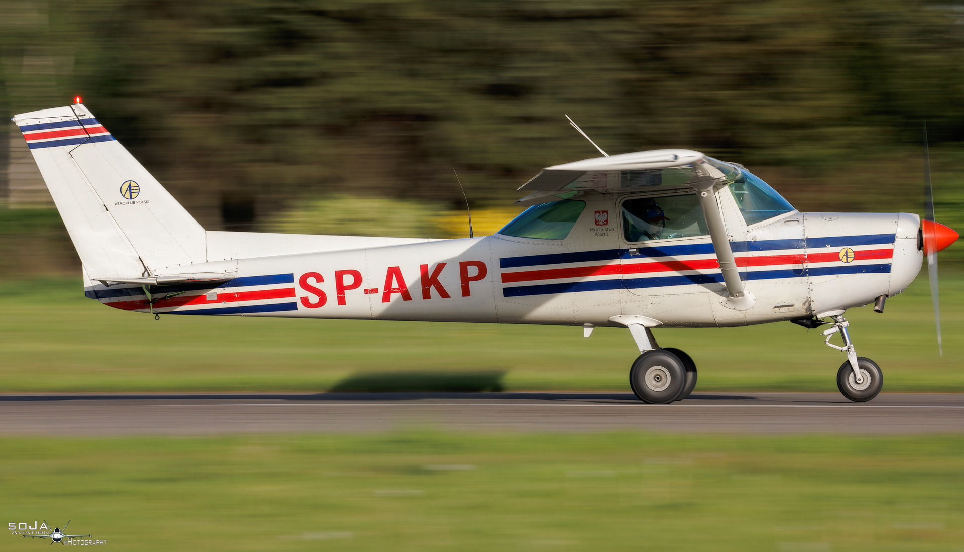 ID105026 - Cessna 152 SP-AKP cn# 15284473