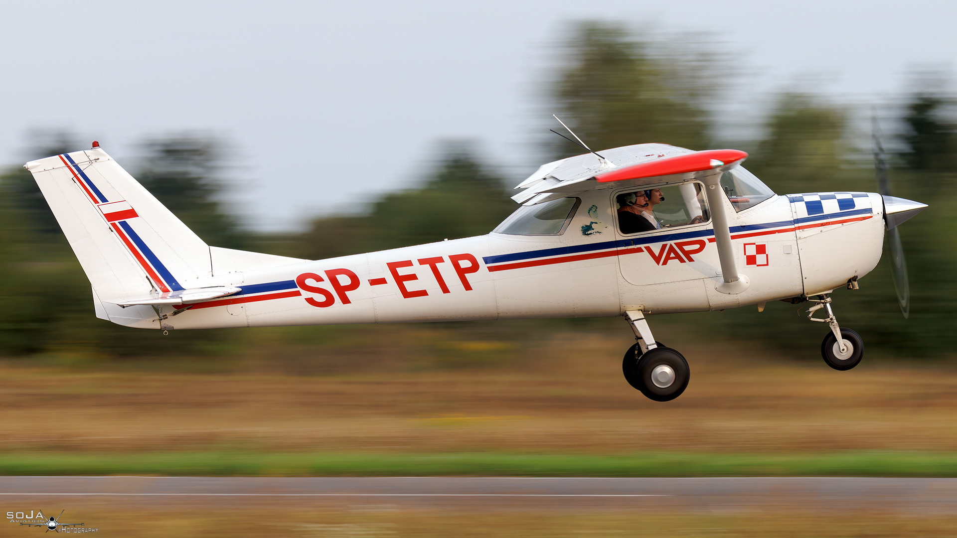 ID310824 - Aero-Club---Ziemi-Piotrkowskiej-Reims-Cessna-F150J-SP-ETP-cn#-F150-0433