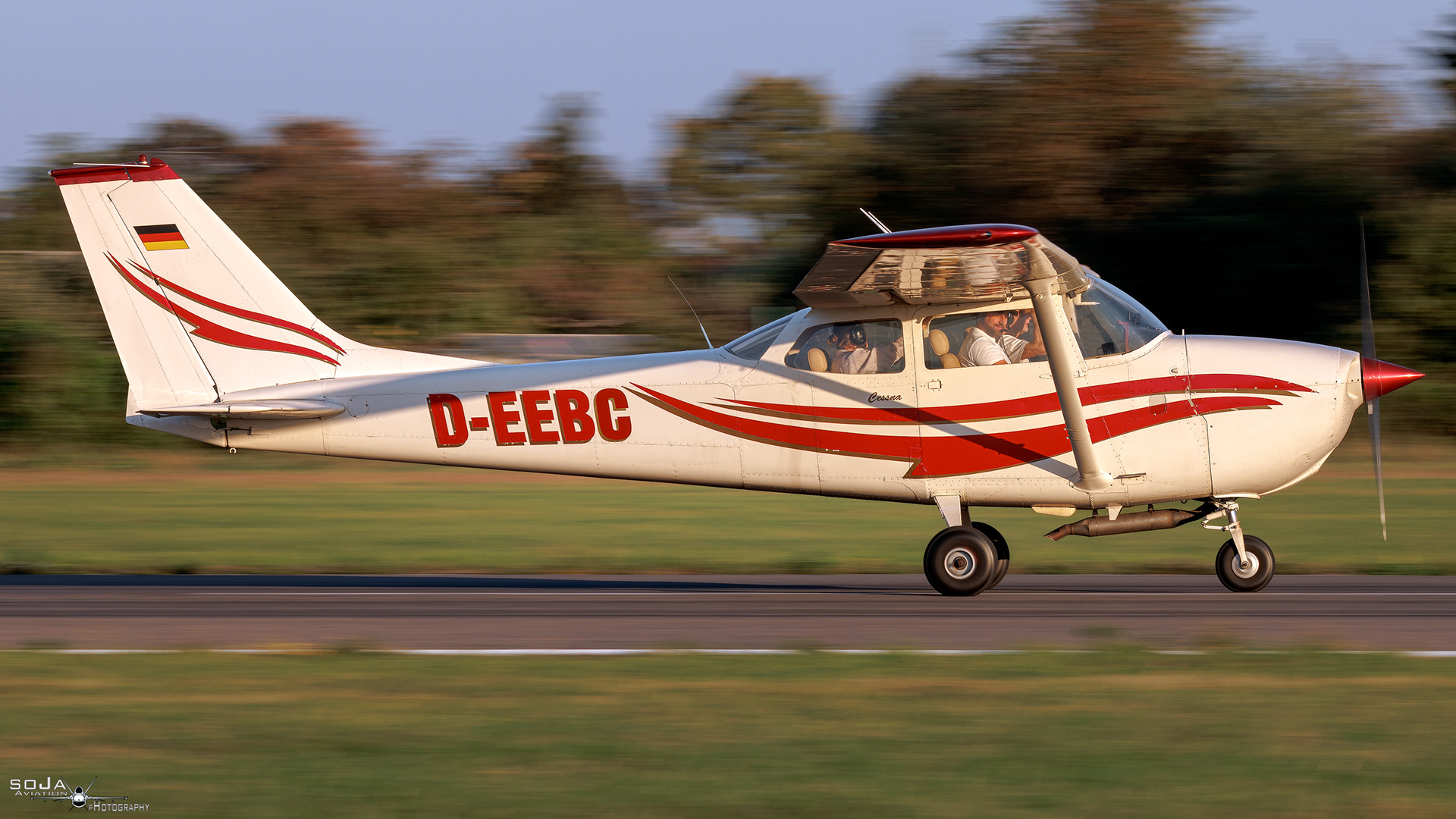 ID210924 - Reims-Cessna F172H-D-EEBC-sn-F15001270