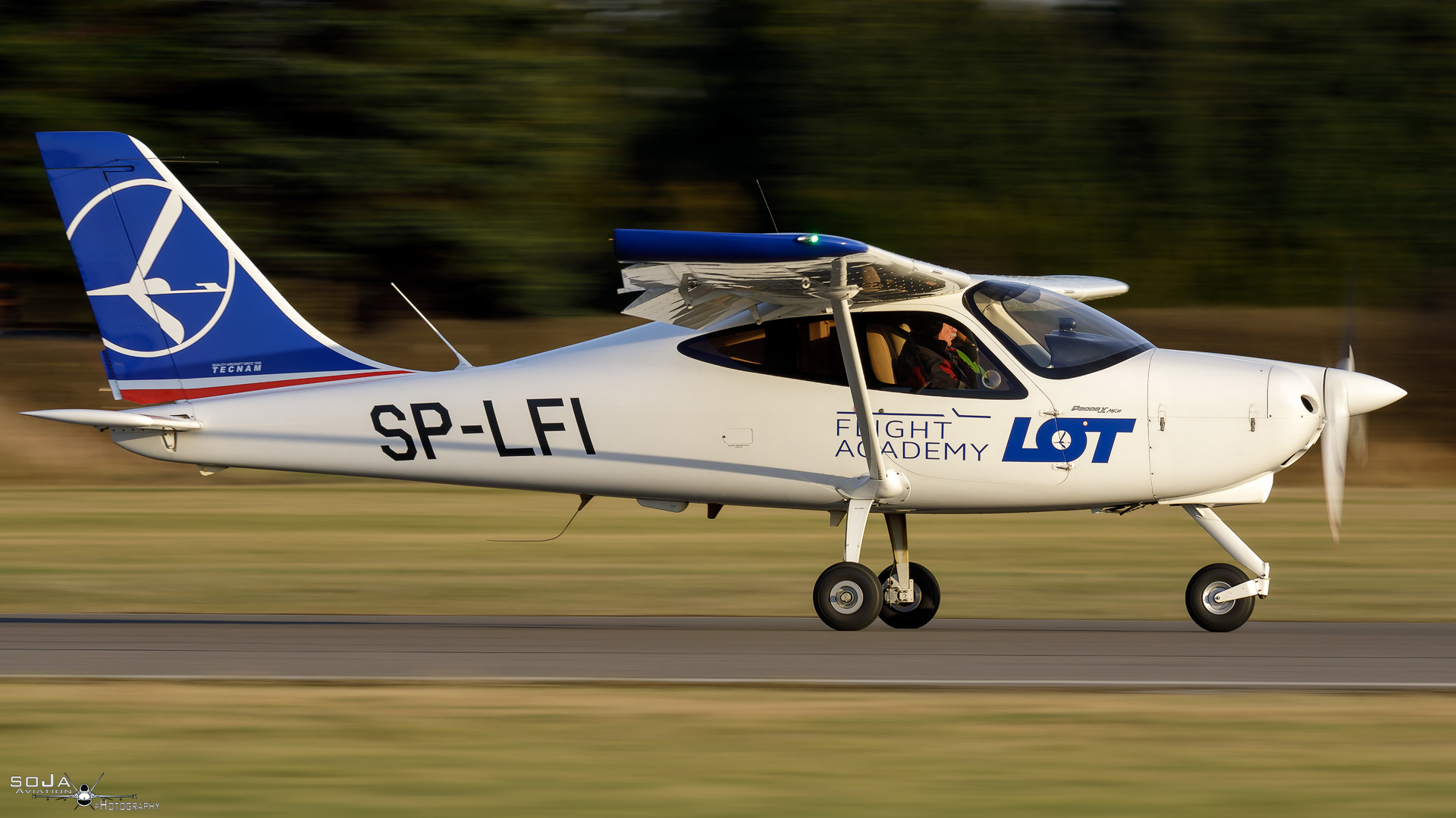 ID182024-LOT Flight Academy Tecnam P2008JC MkII SP-LFI cn# 1172