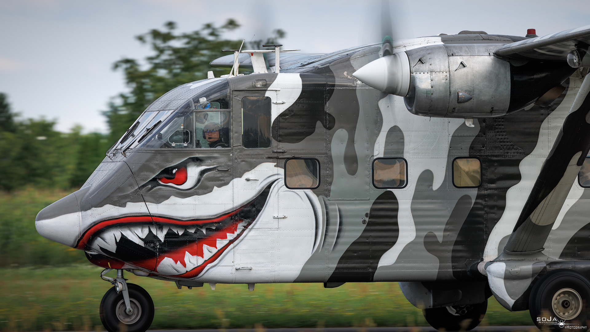 ID02082025 - SkyForce Short SC7 Skyvan SP-HOP cn# SH1906-230723 #2