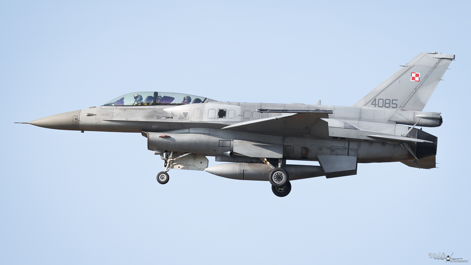 IDxx0725 - Lockheed Martin F-16D 4085 03-0085 cn# JD-10