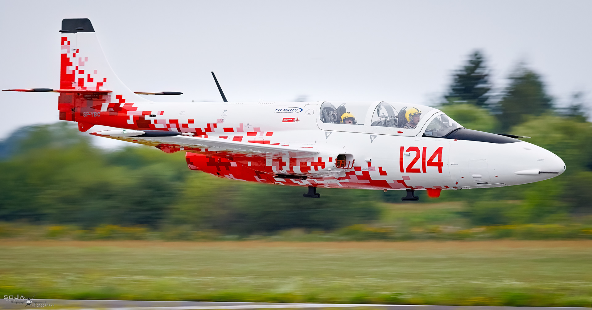 ID080825 - ATAM #35 - PZL-Mielec TS-11 Iskra SP-YBA cn# 3H-1214 v2