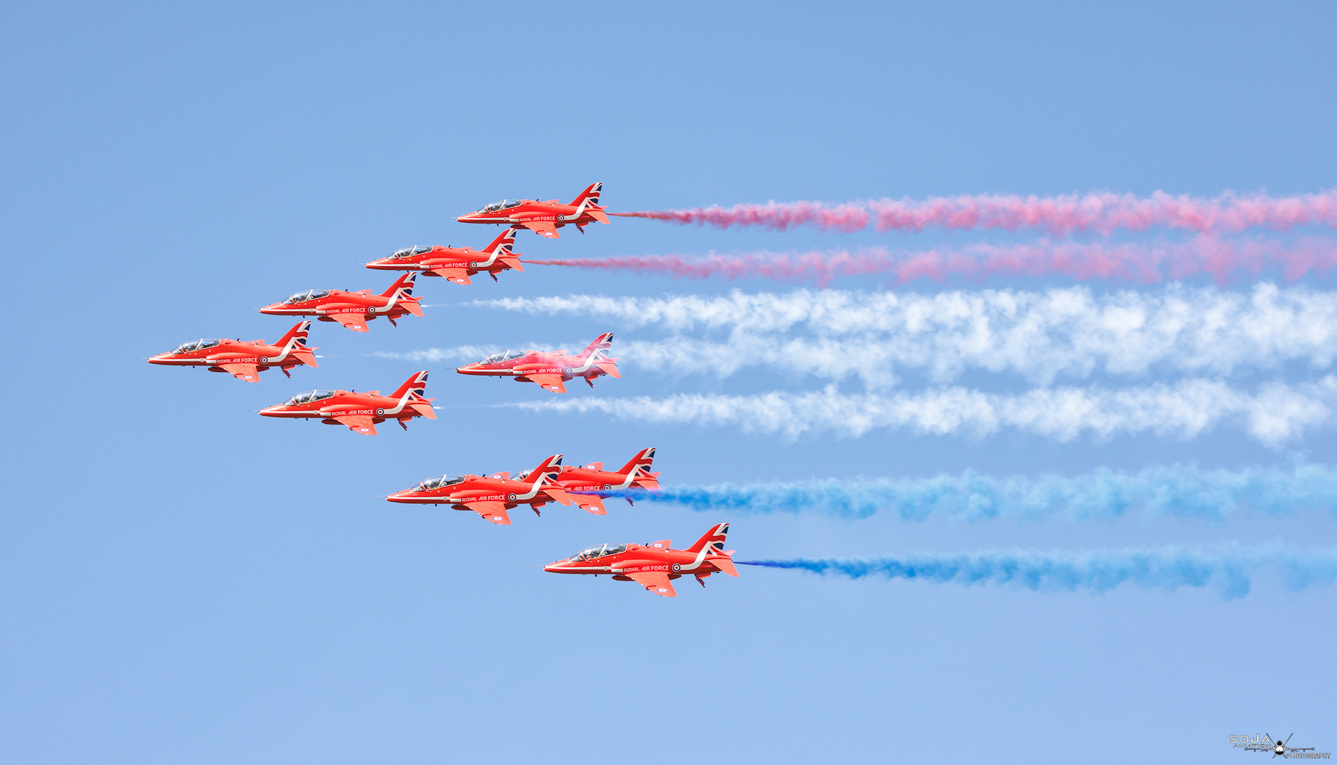 ID200925 - RAF Red Arrows