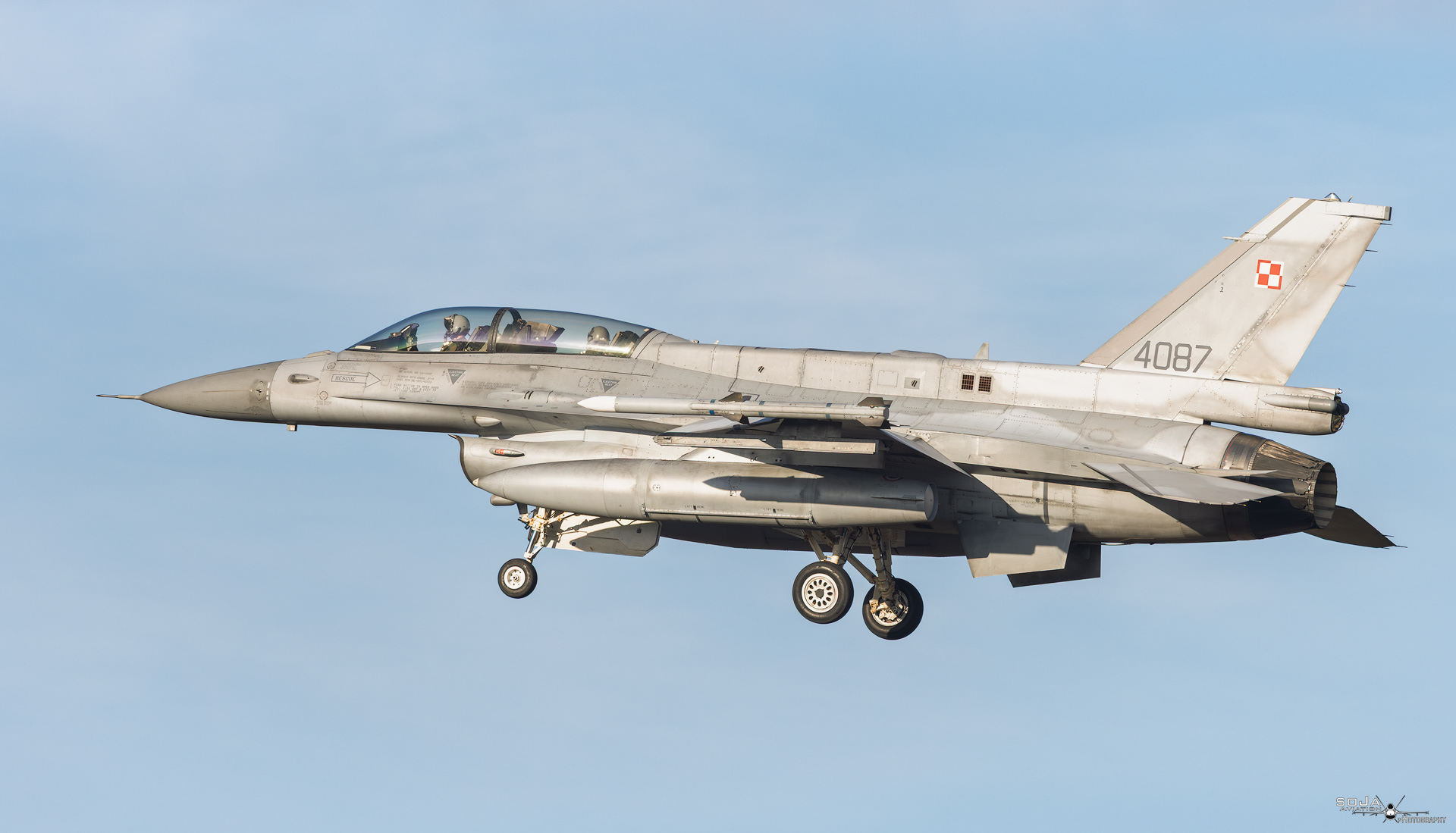 ID101225 - Lockheed Martin F-16D 4087 03-0087 cn# JD-12 #2