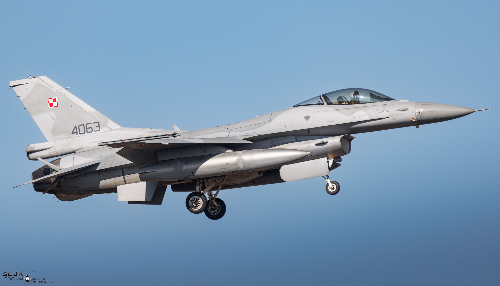 Lockheed Martin F-16C 4063 03-0063 cn# JC-24 #2