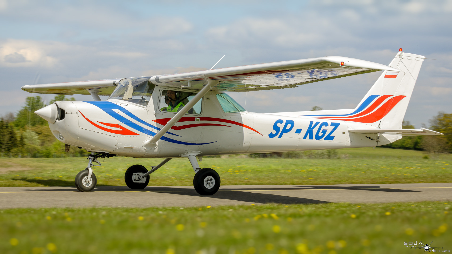 ID260424-Aero Club - Ziemi Piotrkowskiej Cessna 152 SP-KGZ cn# 15285270 #2