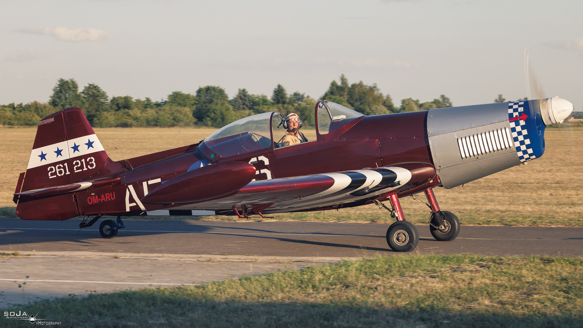 ID04072025 - RETRO Sky Team Zlin 526AFS OM-ARU cn# 1213