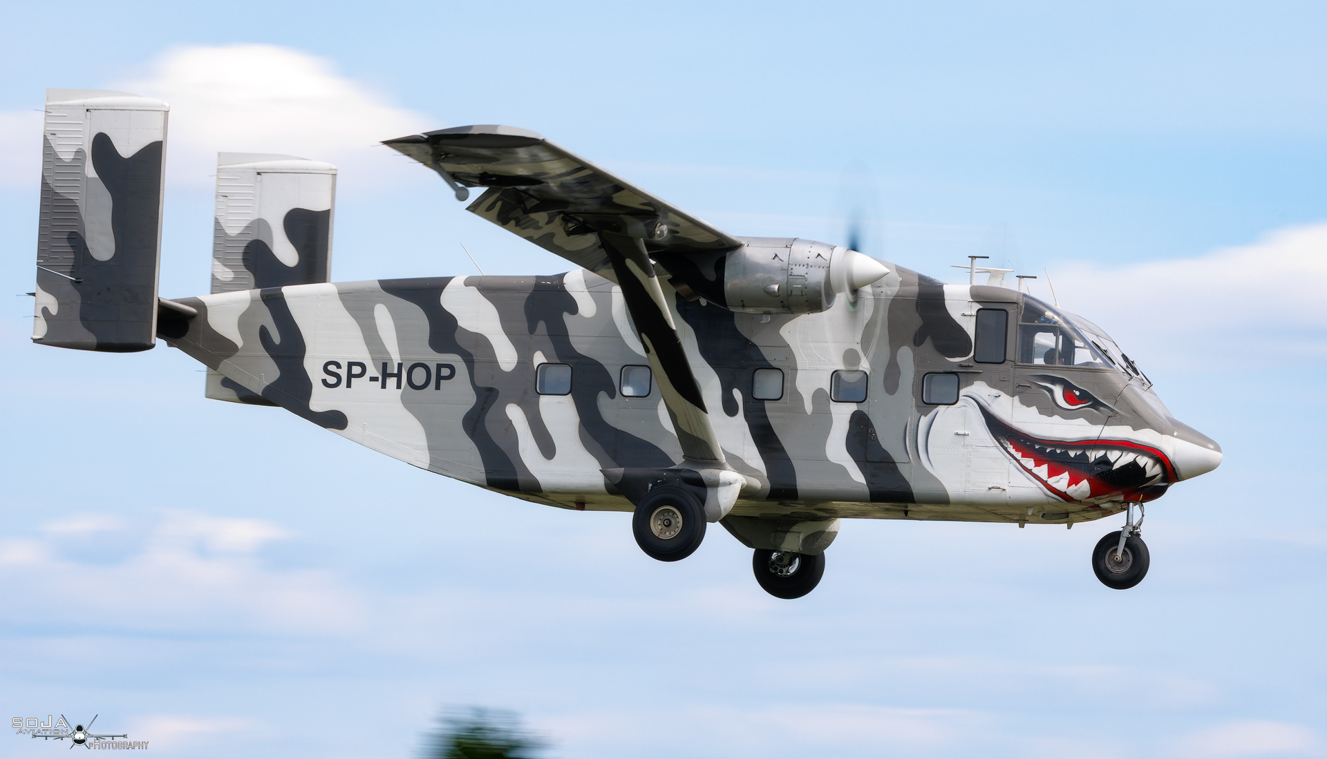 ID250726 - Short SC-7 Skyvan SP-HOP cn# SH1906