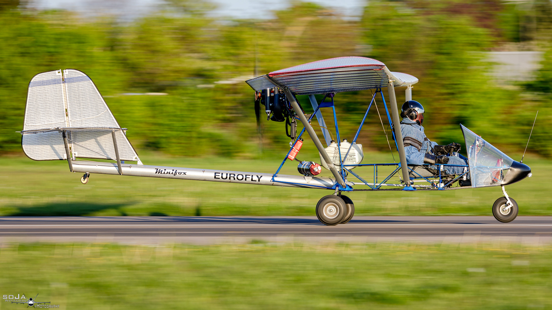 ID270424-EUROFLY Minifox #2