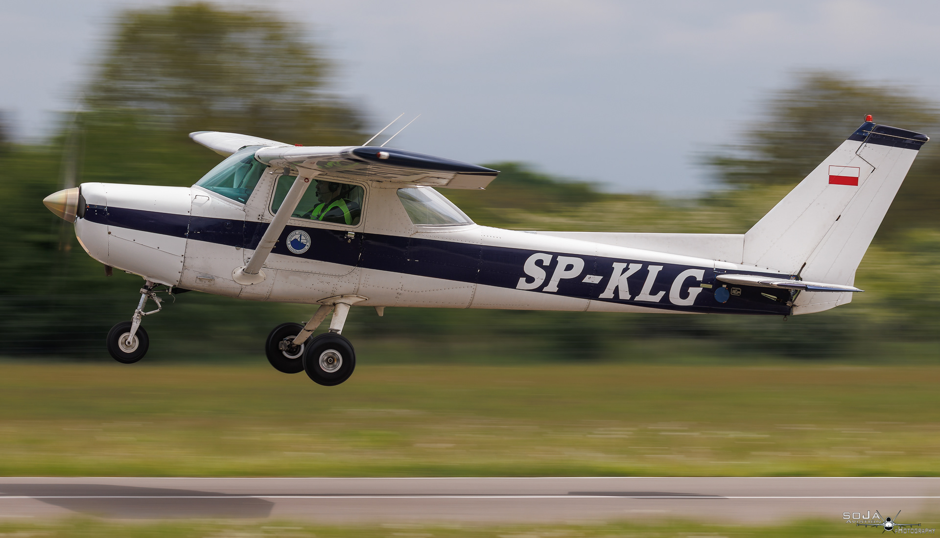 ID100525 - Aeroklub Dolnośląski Cessna 152 SP-KLG cn# 15284305