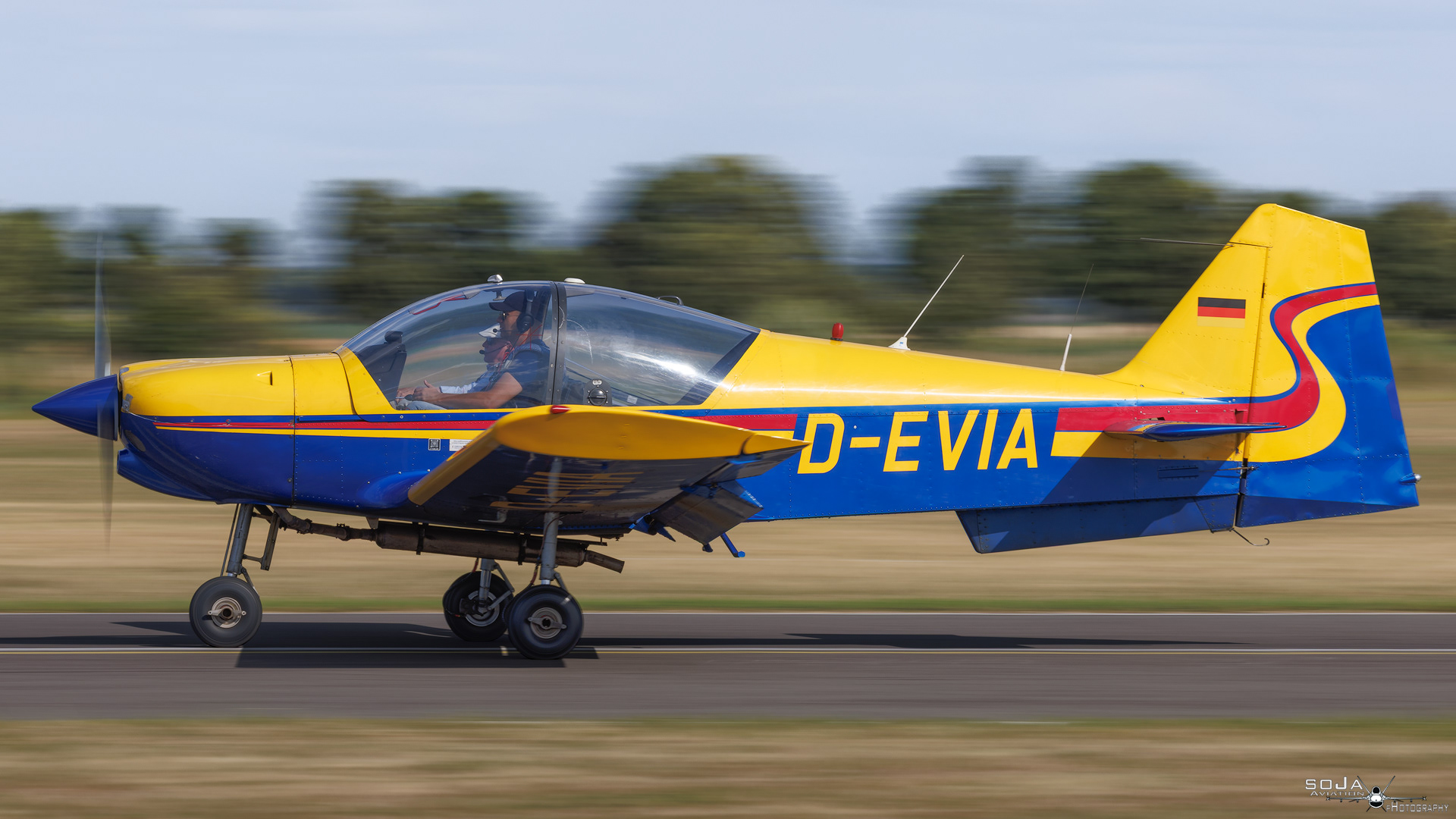 ID04072025 - Flugcenter-Marl (FCM) Robin R2160D D-EVIA cn# 289