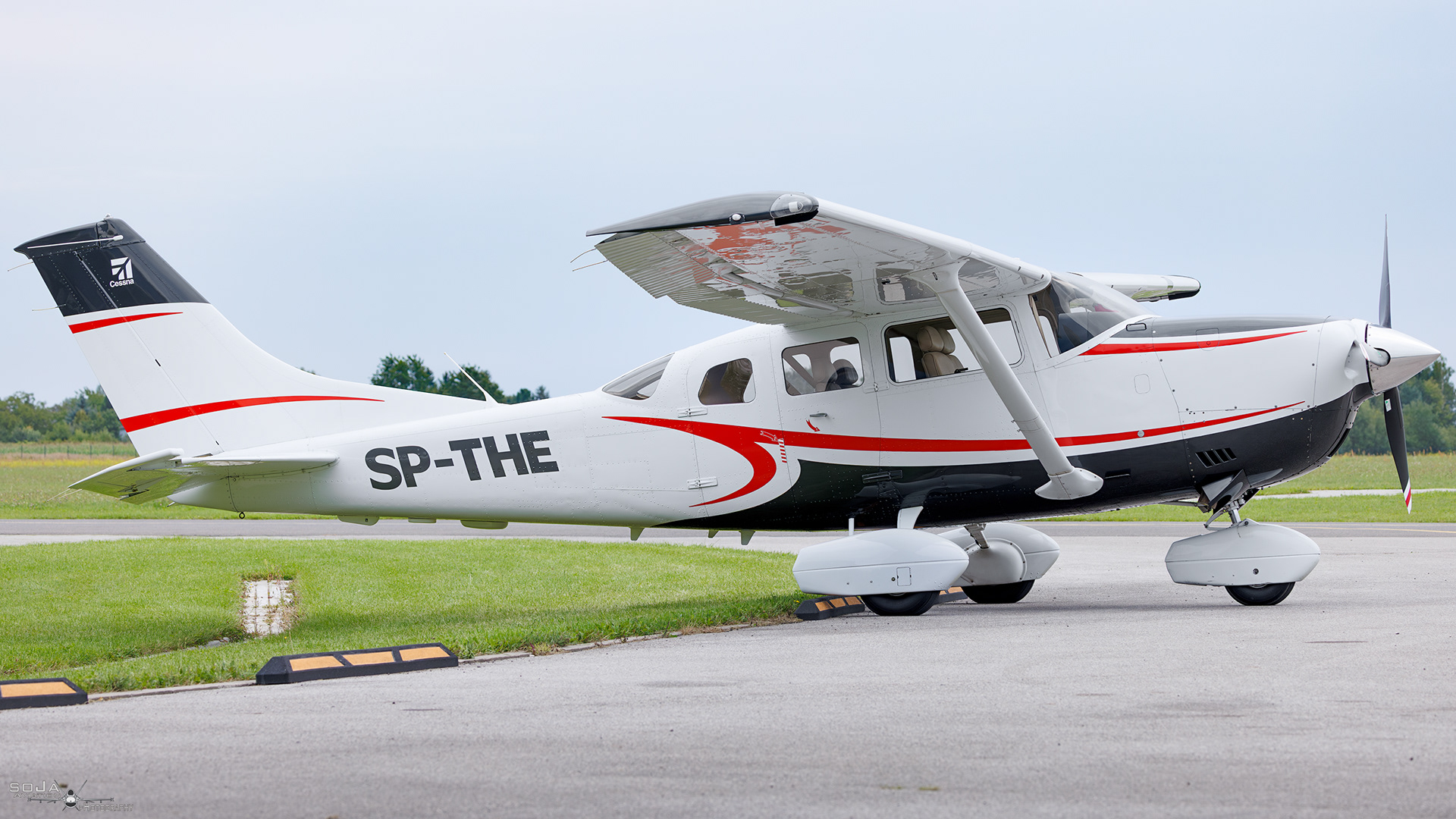 ID080825 - Cessna T206H Stationair TC SP-THE cn# T20608918