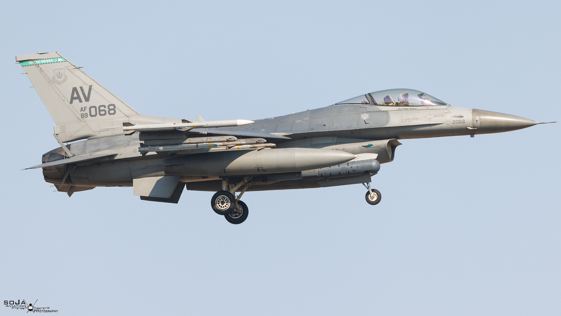 Lockheed Martin F-16CM-40-CF 89-2068 AV 555th FS cn# 1C-221