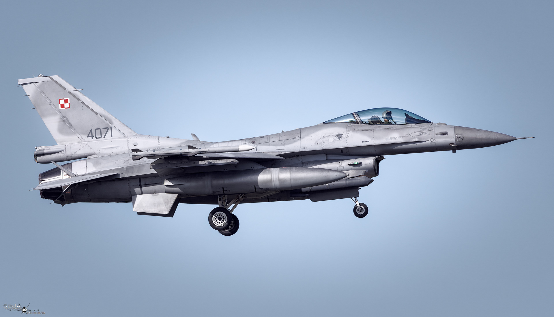ID25092025 - Lockheed Martin F-16C 4071 03-0071 cn# JC-32