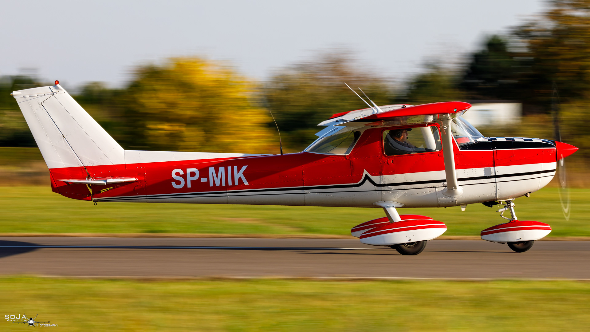 ID181023-Reims-Cessna FRA150 L Aerobat SP-MIK cn# FRA1500149 #2