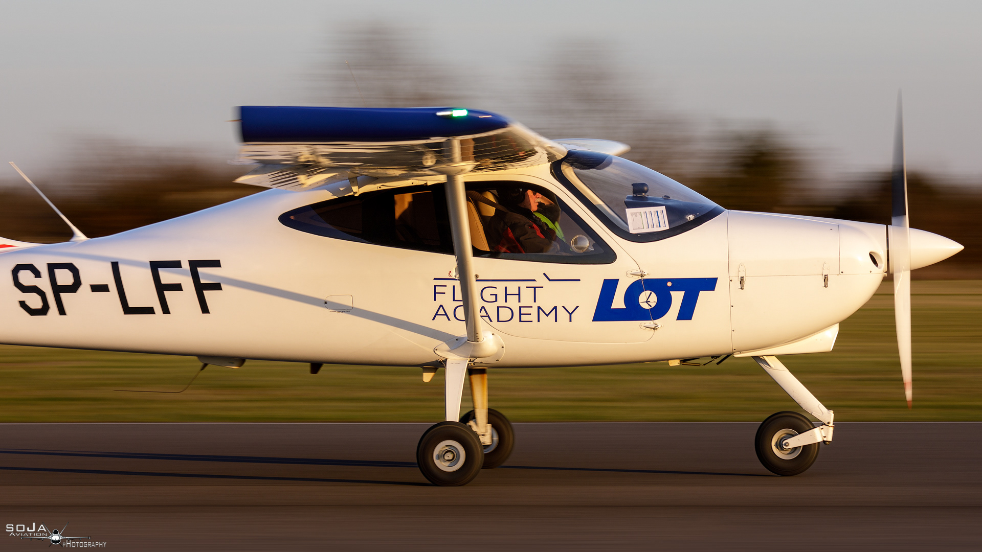 ID160224-LOT Flight Academy Tecnam P2008JC SP-LFF cn# 1144