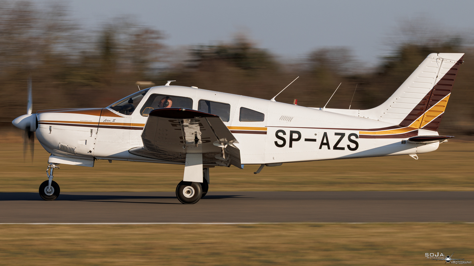 ID160325 - Piper PA-28R-201 Arrow III SP-AZS cn# 28R-7837093