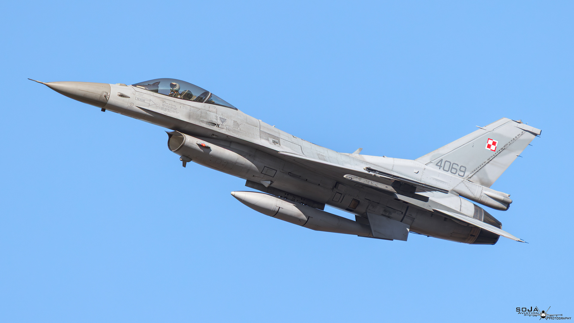 Lockheed Martin F-16C 4069 03-0069 cn# JC-30