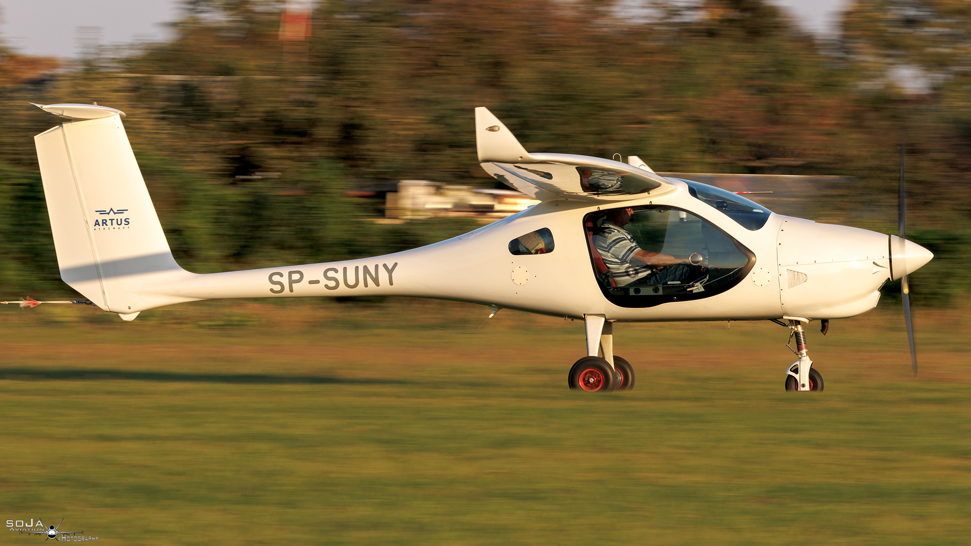 ID210924 - Artus Aircraft Artus 600 -Lighte SP-SUNY cn# AL001 #2