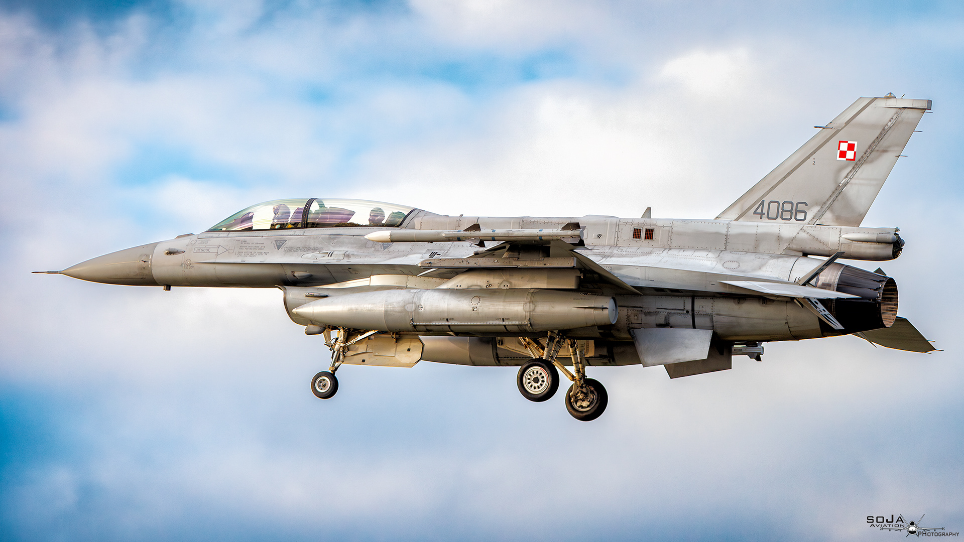 ID120924 - Lockheed Martin F-16D 4086 03-0086 cn# JD-11