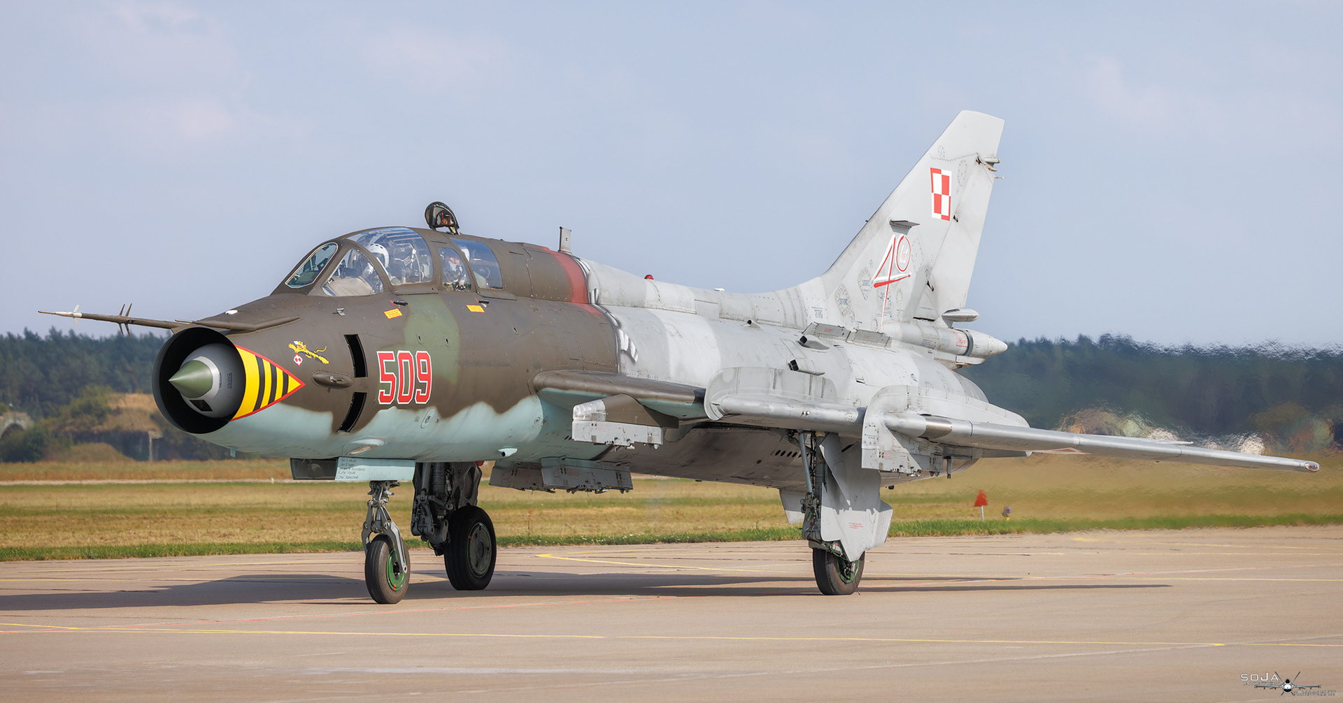 ID100925 - Poland - Air Force Sukhoi Su-22 UM3K 509 cn# 17532366509