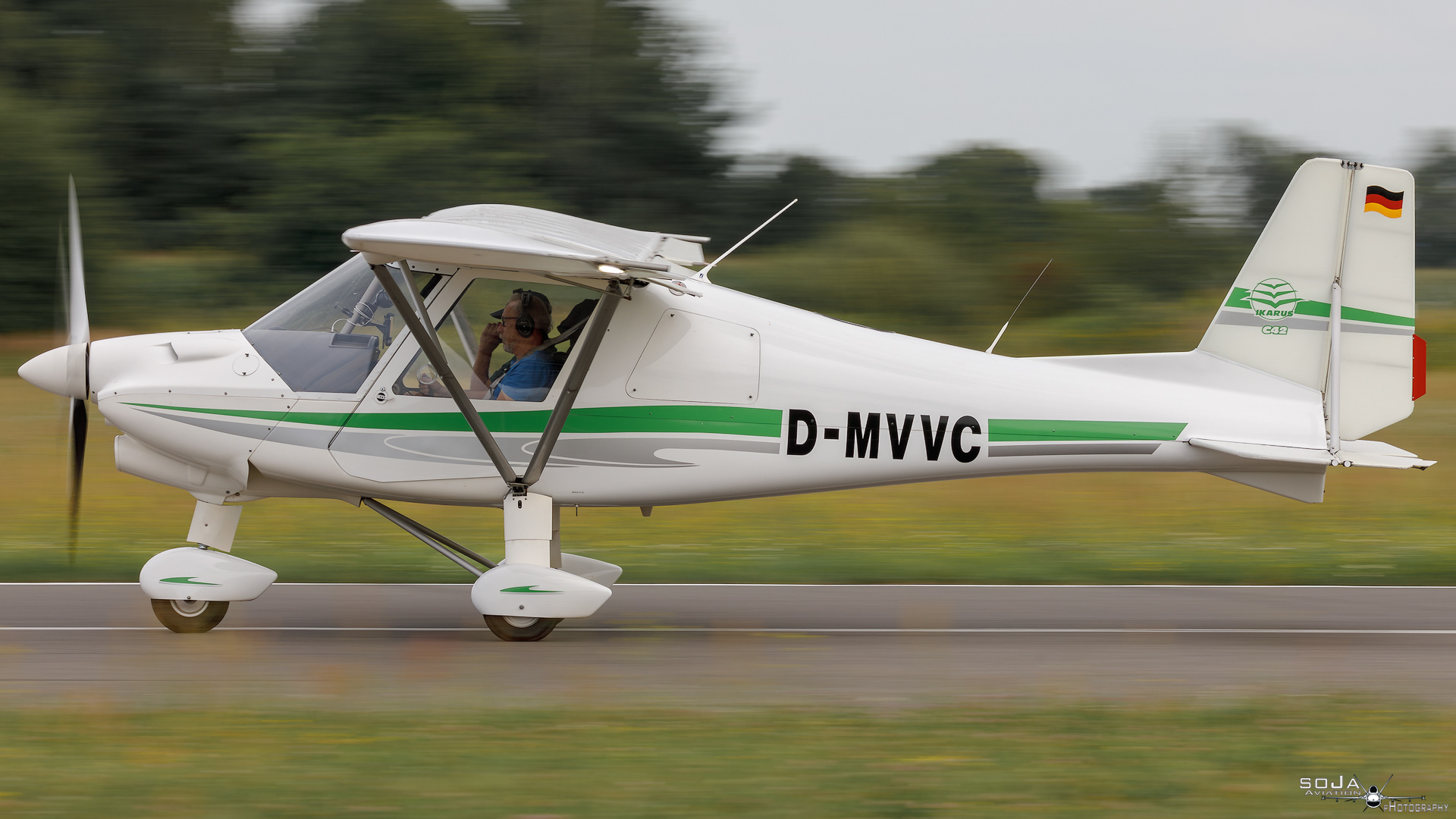 ID200724 - Ikarus C-42B D-MVVC cn# 0310-6579