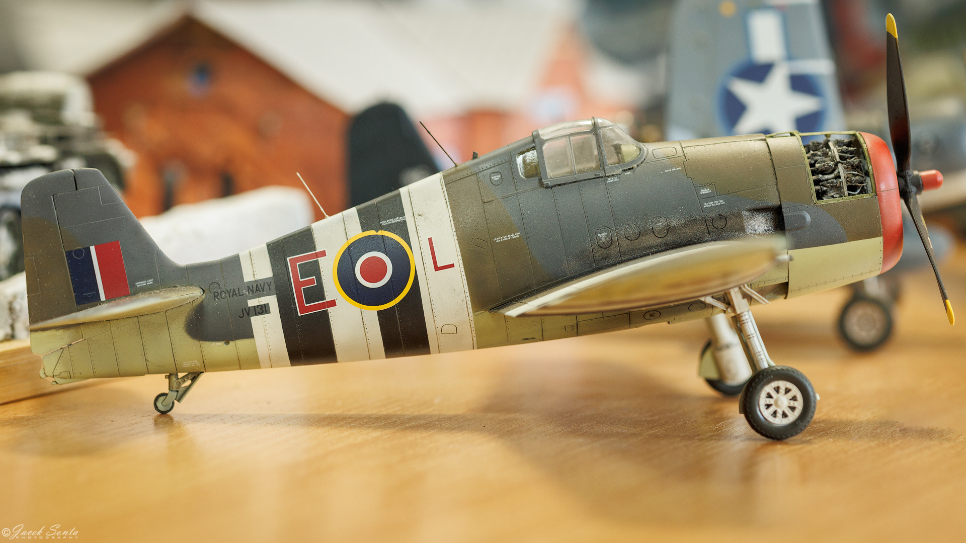 ID160325 - Grumman F6F Hellcat JV131