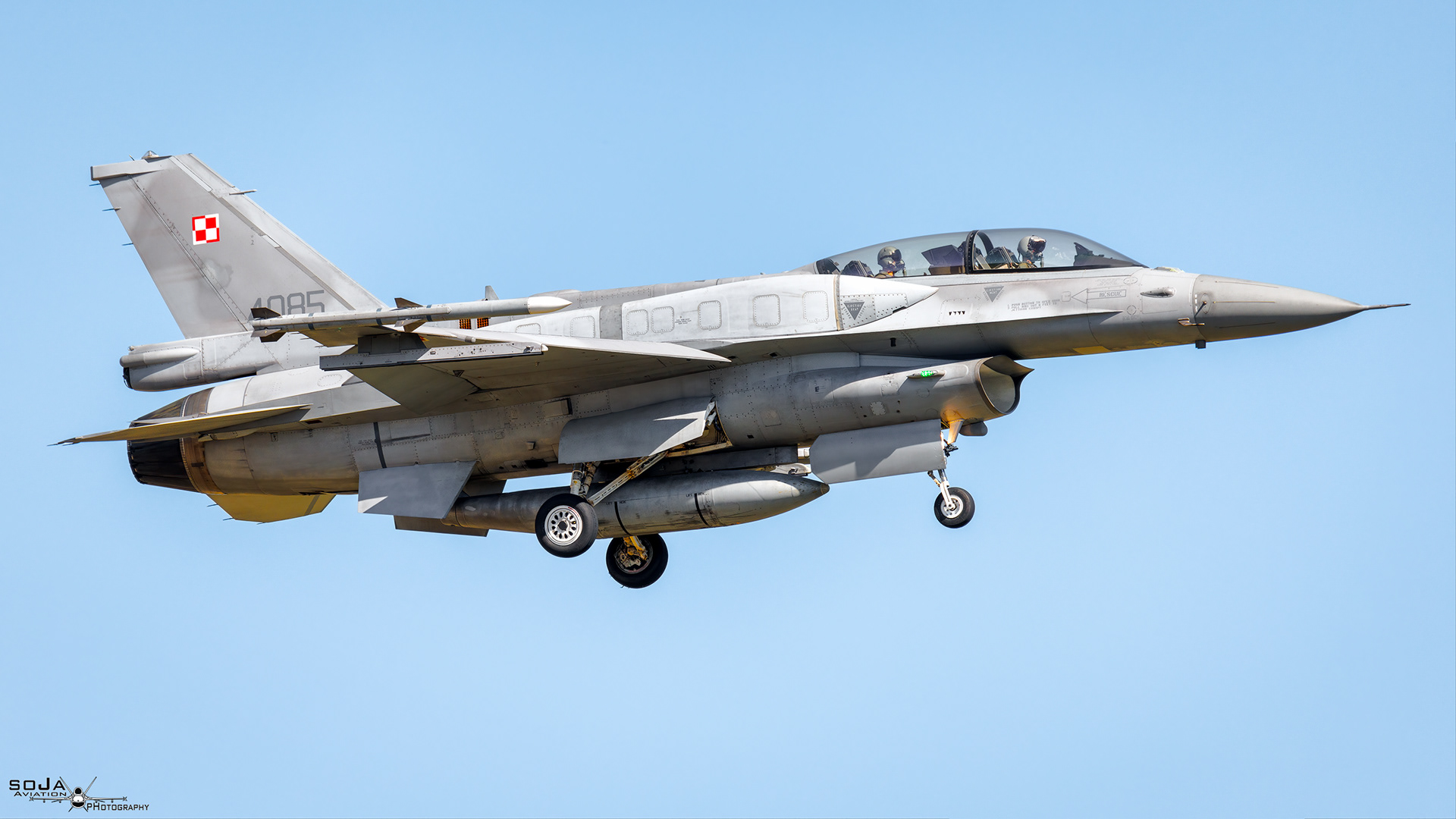 ID140824 - Lockheed Martin F-16D 4085 03-0085 cn# JD-10