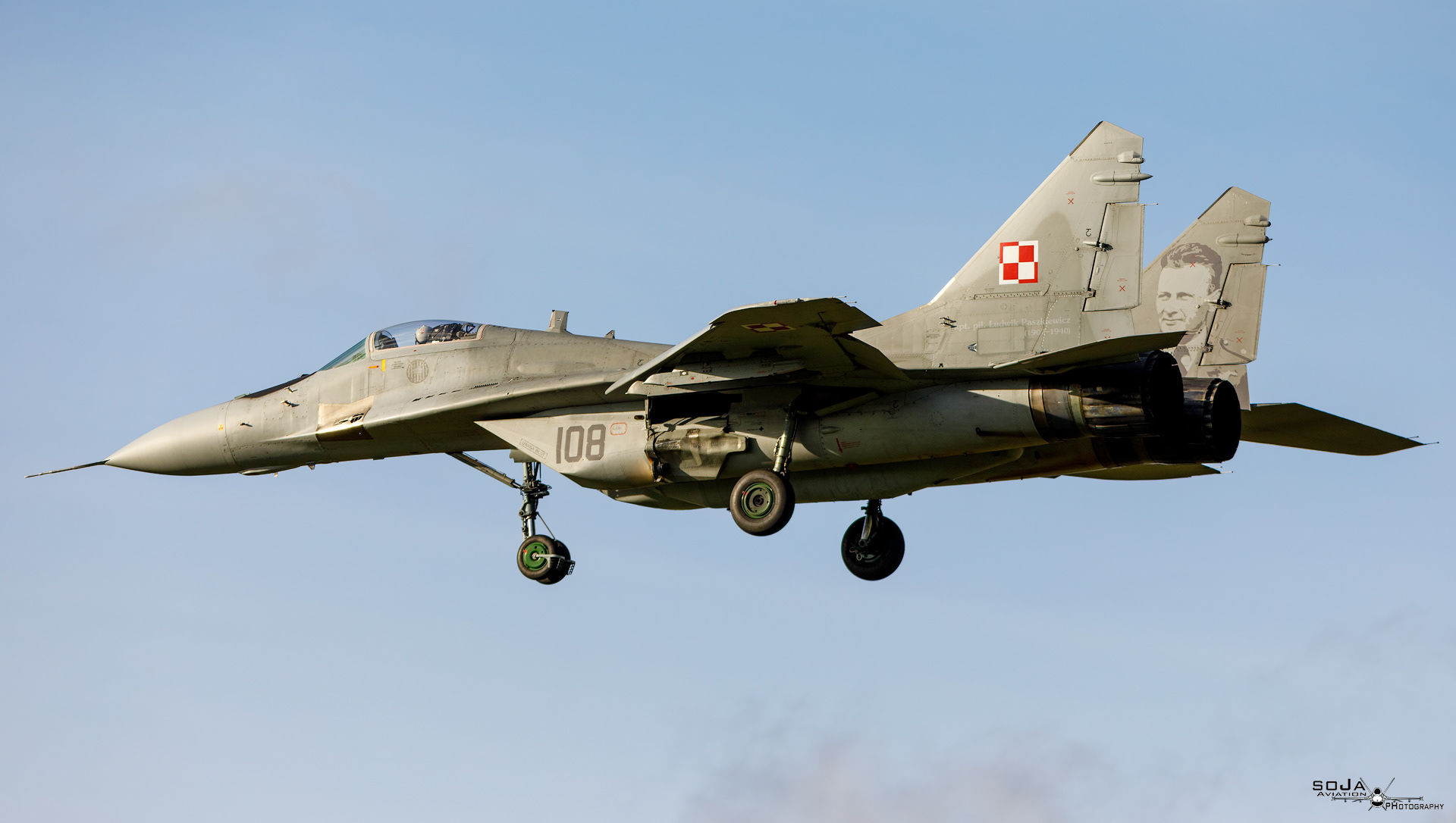 ID171023-Poland Air Force MiG-29A 108 cn# 2960535108 #3