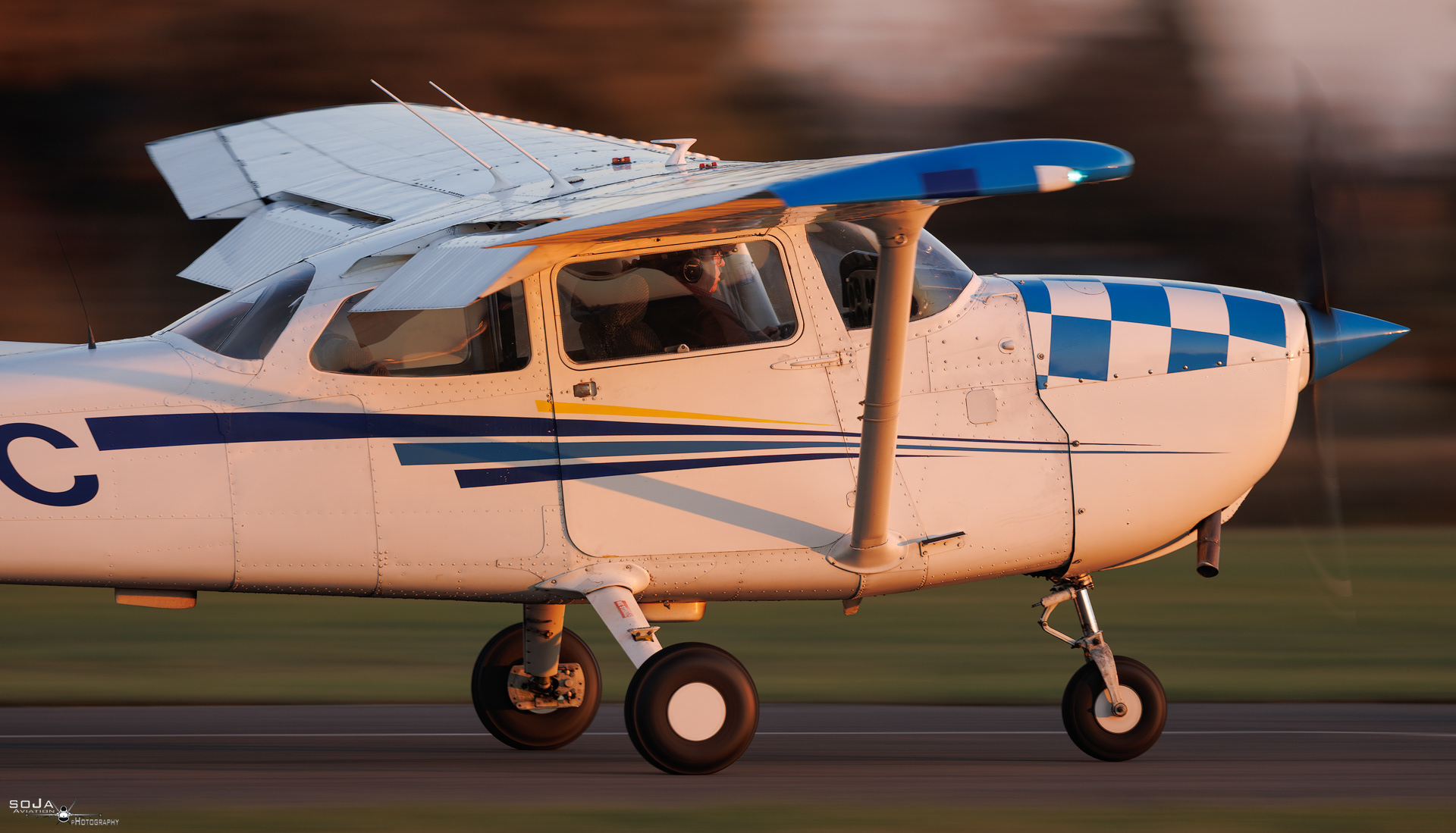 ID071125 - Sunset EPPT I4A Cessna 172M Skyhawk SP-FTC cn #17263858 #2