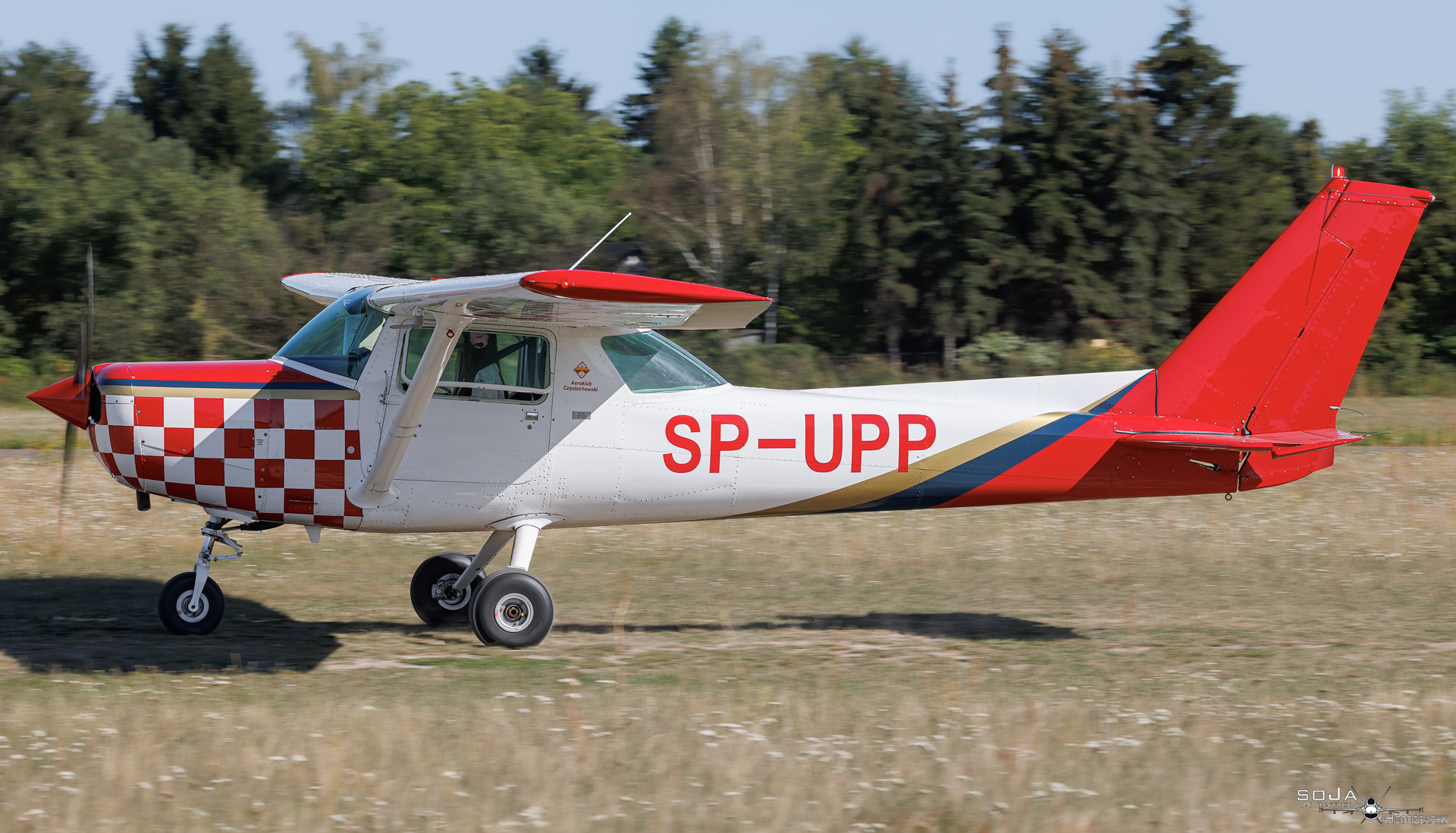 ID140826 - Aeroklub Częstochowski Reims-Cessna FA152 Aerobat SP-UPP cn# FA1520385