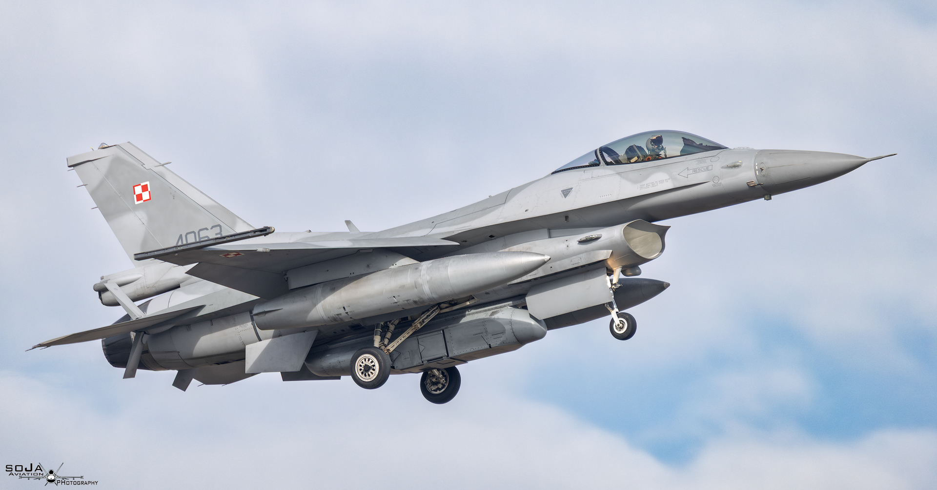 Lockheed Martin F-16C 4063 03-0063 cn# JC-24