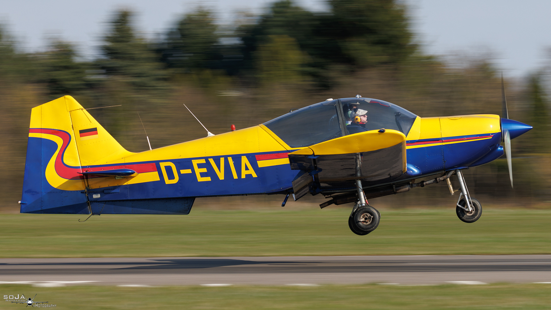 ID120425 - Flugcenter-Marl (FCM) Robin R2160D D-EVIA cn# 289