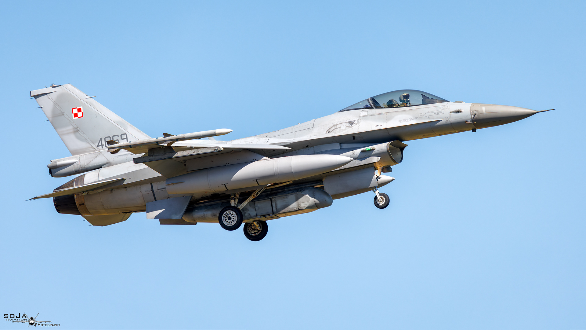 ID140824 - Lockheed Martin F-16C 4069 03-0069 cn# JC-30